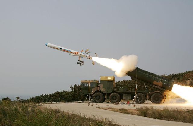 印度|一旦战争打响，中国导弹能坚持多久？印：2天，俄：10分钟就可翻盘