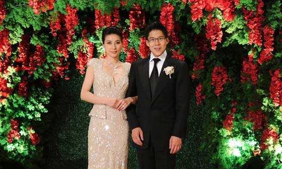 「豪门」当年霍启刚郭晶晶的婚礼好吓人，全是豪门名流，小说都不敢这么写