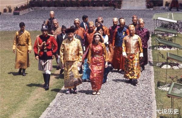 【锡金】申请加入中国149次，被拒后仍主动挂我国国旗，并宣称属于中国