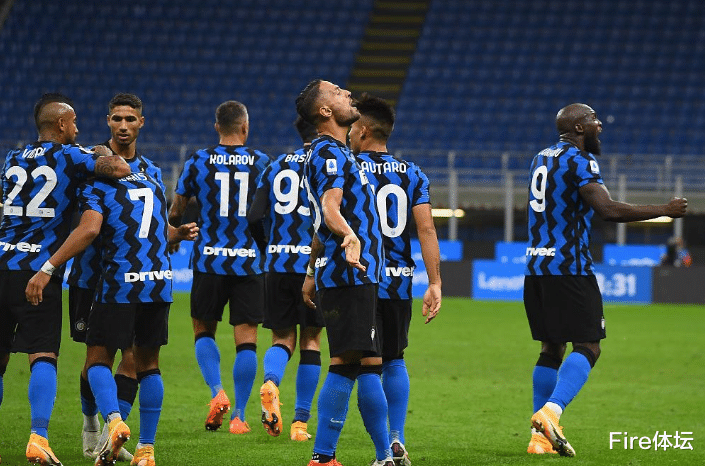 埃里克森|国米3-2挖出水货巨星！他下场后球队翻盘，事实证明便宜没好货