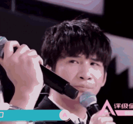 #大张伟#大张伟成传声筒?全程抱电脑连线罗志祥,代班代得毫无尊严