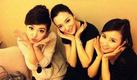 杜威|前国足队长杜威，曾交往2任主播，与小7岁模特成婚，今生活幸福