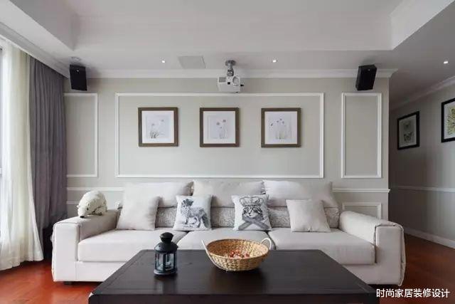 「」朋友的新房装修非常漂亮，一个多功能鞋柜，一个柜子能顶别人三个