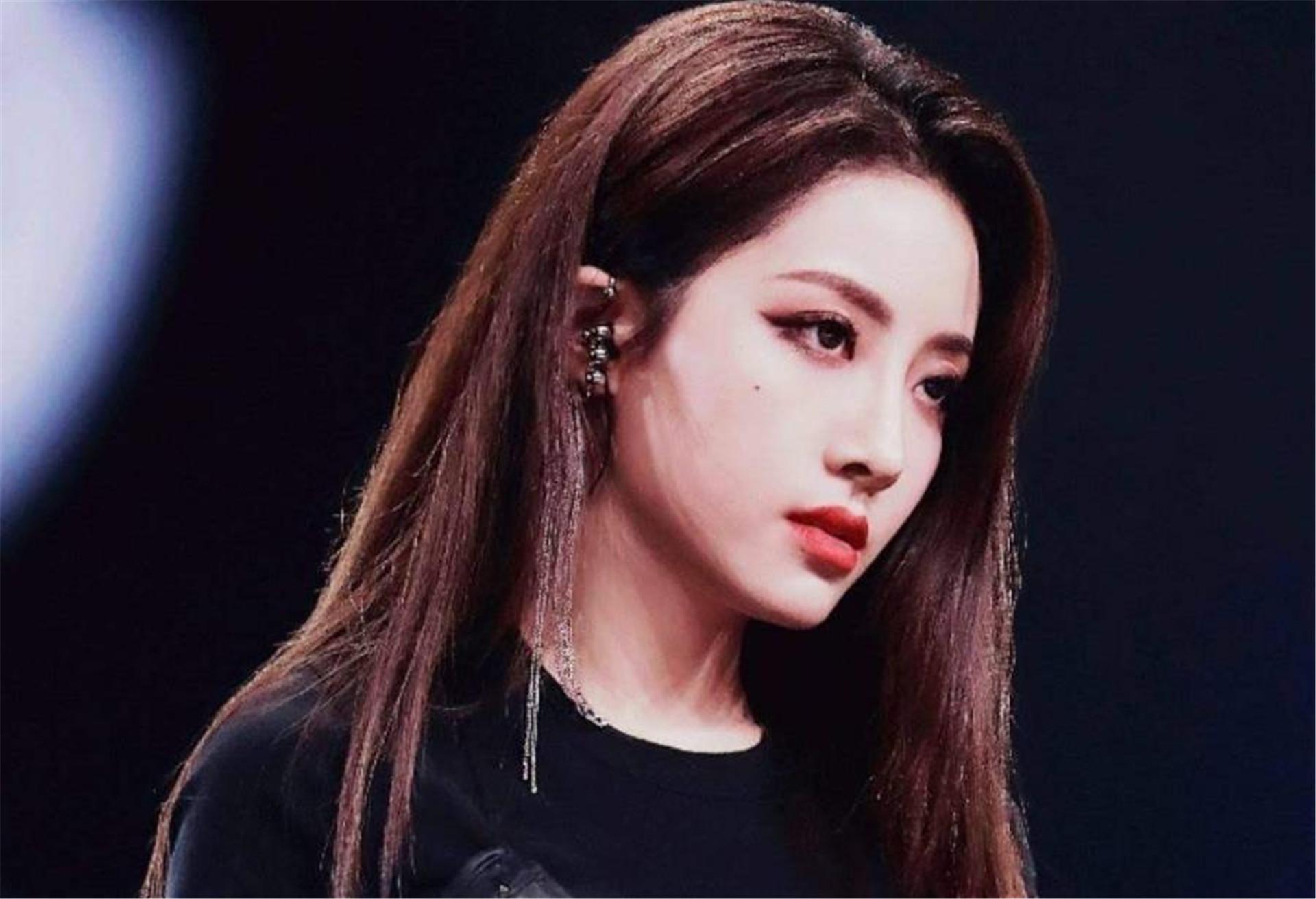 |黑料被扒，镜头被删，全网抵制，她彻底凉了？