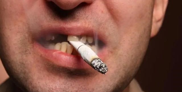 肝脏|肝硬化不是突然到来,患上肝硬化的人,睡觉前常常有4个共同点