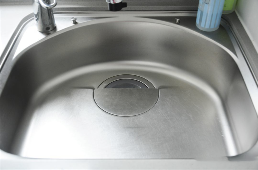 ：夹缝中求生存！香港38㎡的公寓，居然还装出了2室1厅