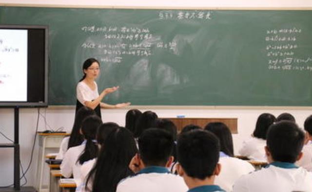 服装设计|这一专业已3年，登上高校撤销专业前10名单，下届考生心里要有数