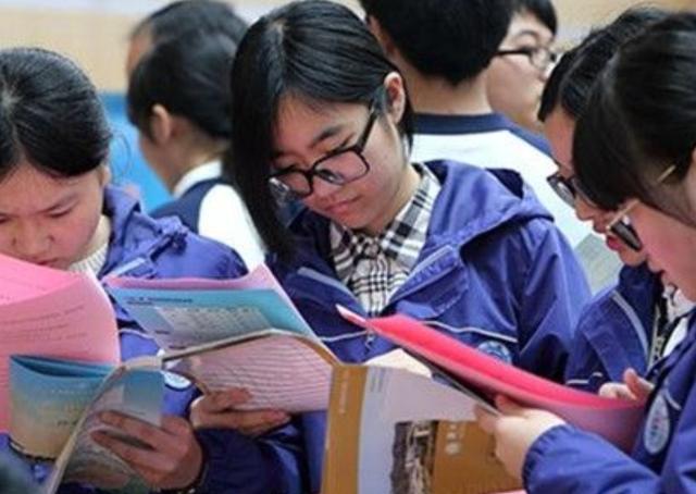 上海市|本科二批补录，这5所民办院校学费都超3万以上，过来人：别被坑