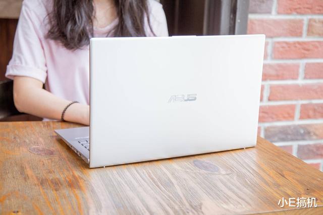 |华硕VivoBook15s一个月上手体验:大屏幕轻薄本,游戏办公两齐全