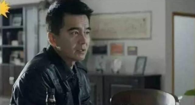 【祁同伟】为什么祁同伟当初一定要在梁璐面前下跪，用别的方式不行吗？