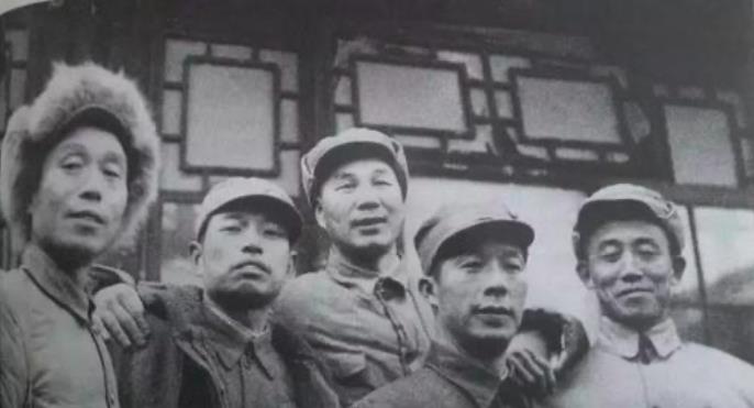 【韩先楚】东野这支纵队司令降级，政委调离，他们是指挥不力还是能力不行？