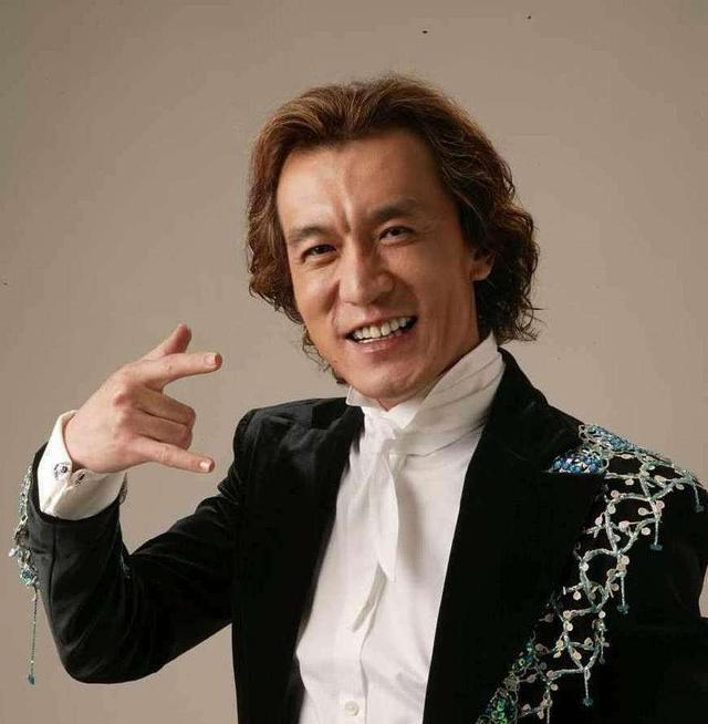 李咏■央视主持李咏真正死因揭露，美国病逝1年后，妻子患病，女儿被骂