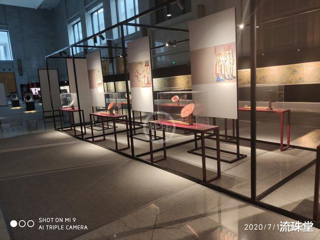 |三面‘金’旗法门寺,羊毛撸出血来的商业旅游模式还能走多远?