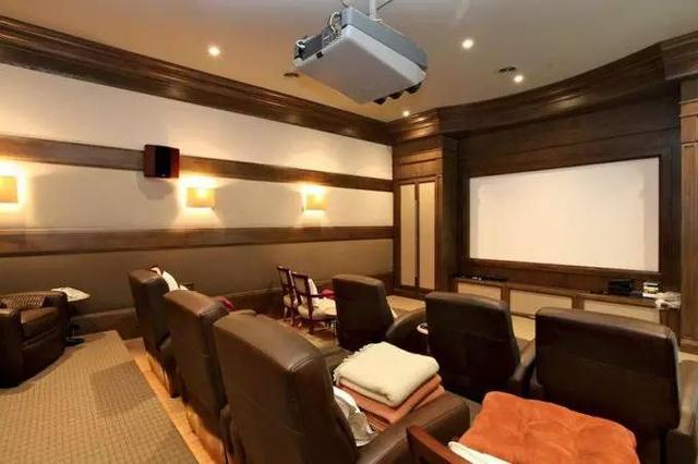 「何鸿燊」赌王何鸿燊逝世，4房太太的豪宅曝光，家产争夺的输赢一目了然