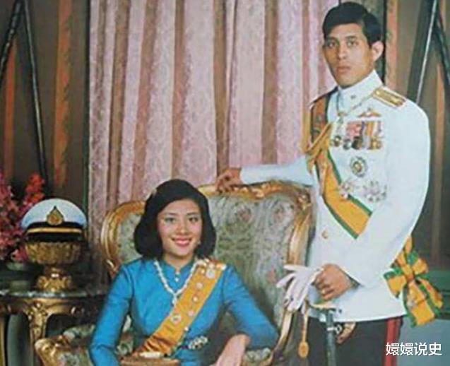 杭州▲27岁戴安娜出访泰国，身穿泰式礼服闪耀皇宫！颂妃彻底成了背景