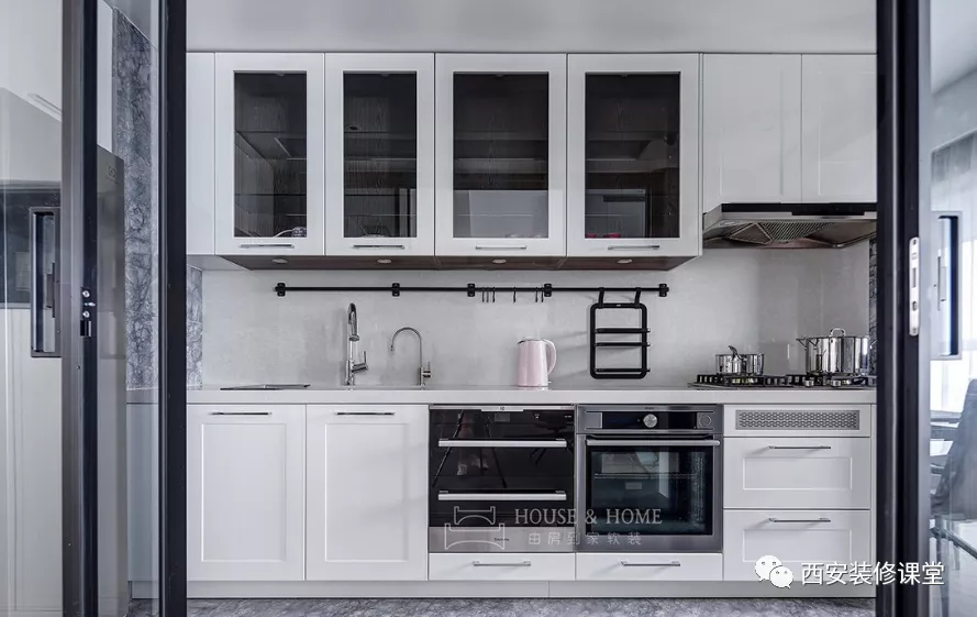 @吊柜压抑，怎么办？厨房就有12种办法