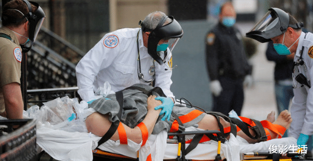 美国：截止于5月2日23时“特朗普”自带免疫。百名高官无一感染，背后真相被实锤！