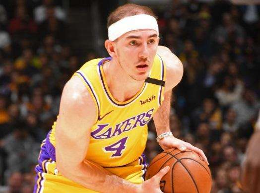 我和我的家乡|大战在即！热火两伤员预计出战，詹姆斯穿科比T恤进场，蕾哈娜来助阵！