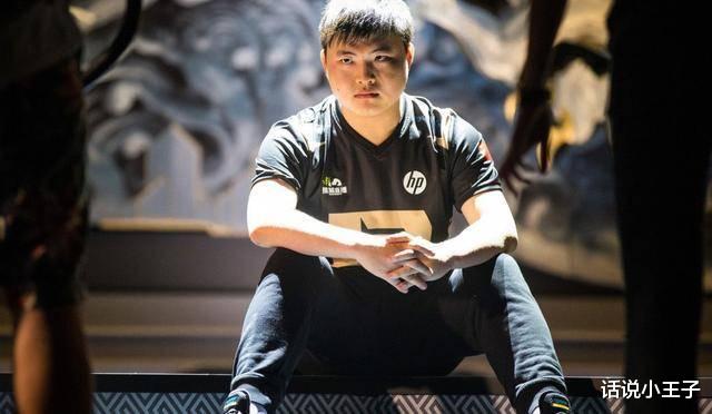 三星@罗永浩要和UZI直播带货？罗永浩发文：你们认识UZI吗？