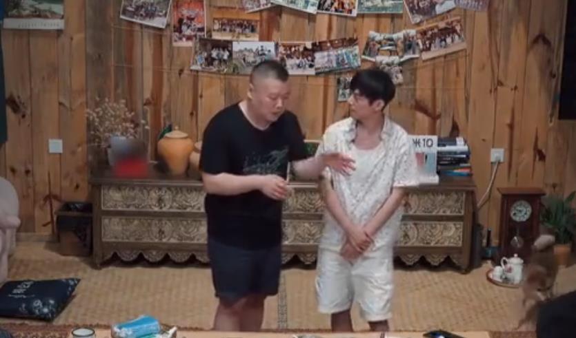 何炅■谢娜在西双版纳主动联系何炅,谁知被何炅拒绝,理由让人无法反驳