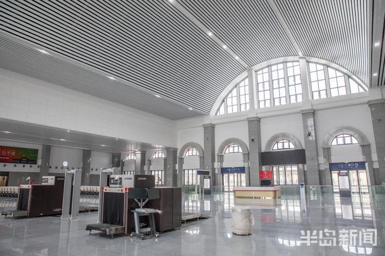 半岛新闻客户端|新青岛城阳火车站亮相，“洋气”了！