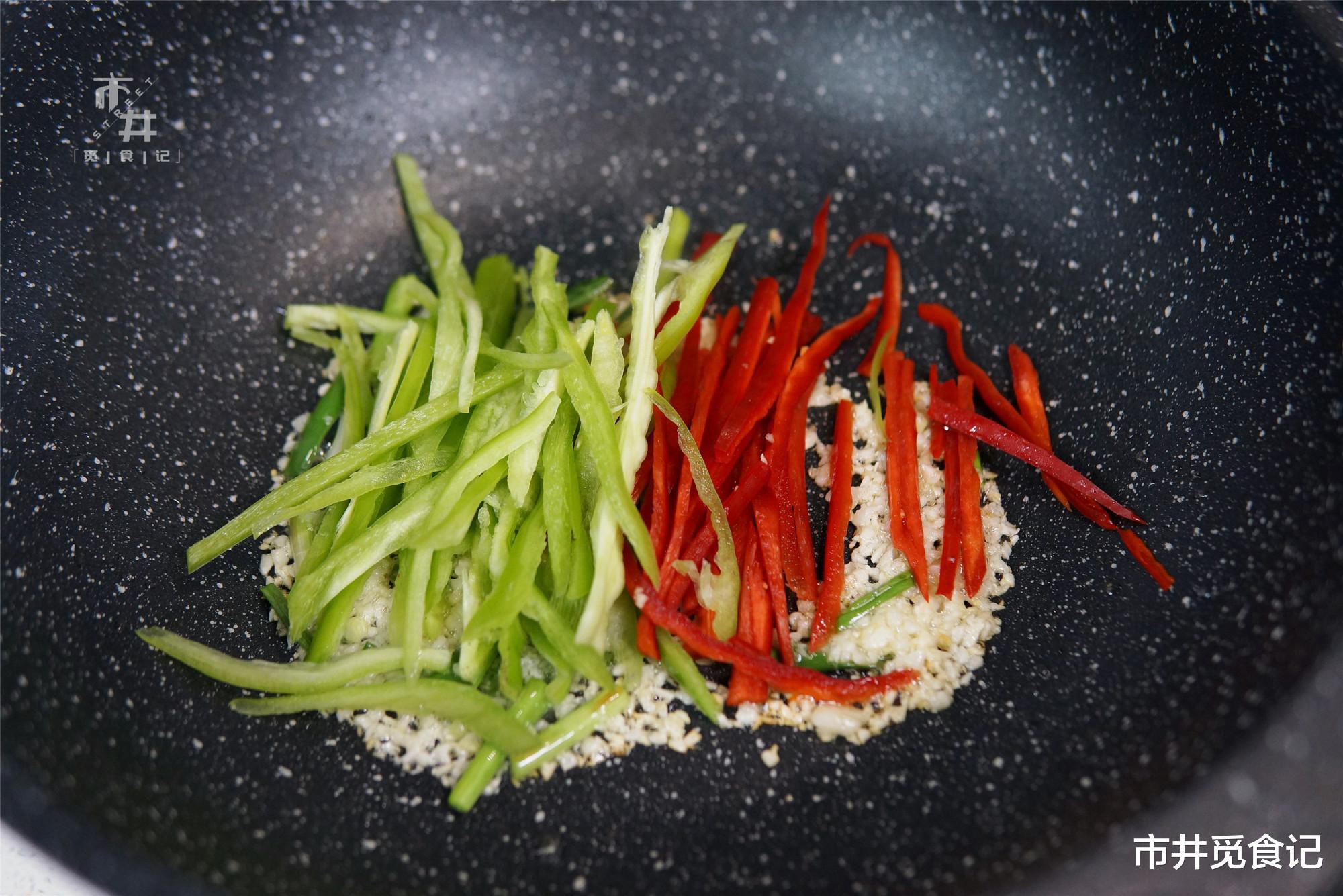 土豆丝|我减肥期间当饭吃的炒菜，低脂肪高蛋白，萝卜腿吃成筷子腿