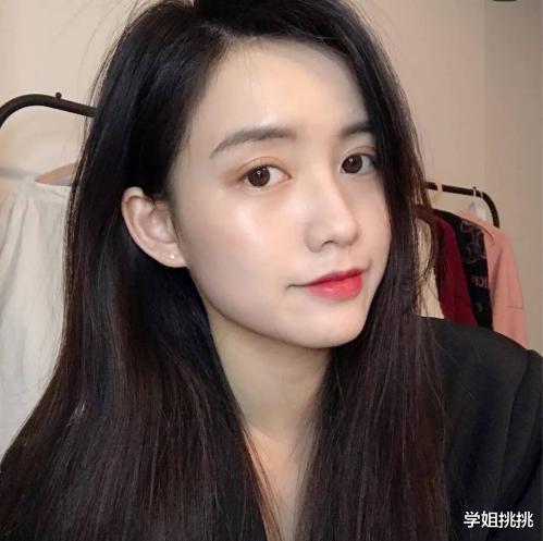 底妆|为什么美妆博主的底妆这么服帖,而你用粉底液容易斑驳、搓泥?