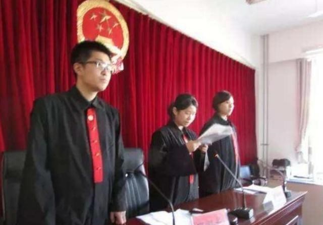 法学|我国“严重饱和”的4个大学专业,毕业就面临着失业,请谨慎报考