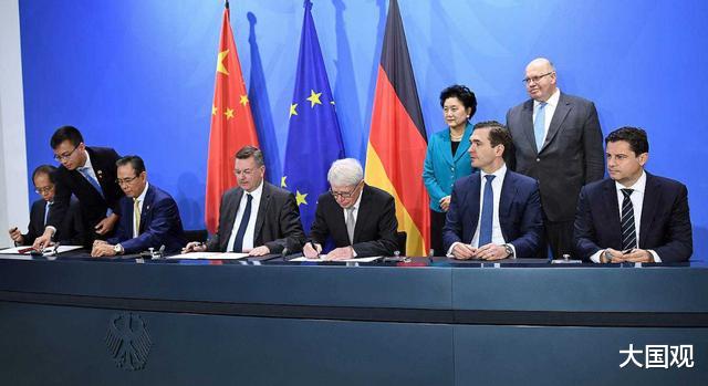 『姬莉·哈泽尔』中国不加入我们也退出，特朗普宣布退出国际条约，背叛34国