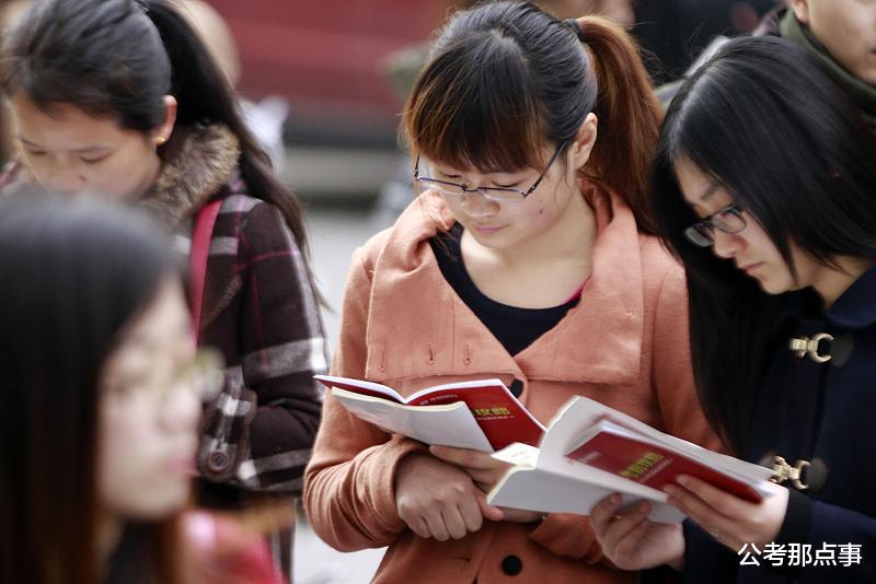 湖北▲2020年公务员再招8103人,不靠关系也能进(不限制户籍)