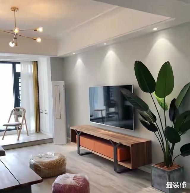 []精心装修的北欧风新房，配色温暖大气，花了心思效果就是不一样！