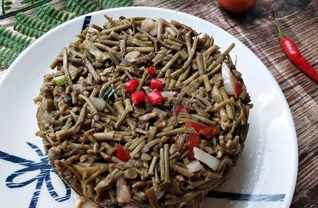 菱角|这菜现在正当季,遇上别手软,一次性屯10斤,凉拌清炒都鲜嫩