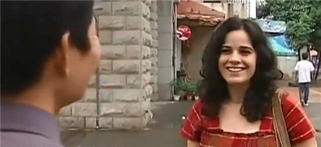 小志的历史观点|12年前美国外教爱上大9岁中国保安，曾轰动一时，现在咋样了？