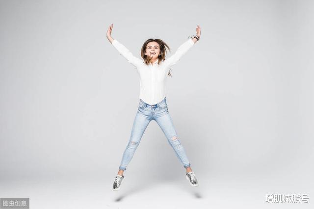 「减脂」每天做1000个开合跳，坚持一个月，瘦到你怀疑人生！