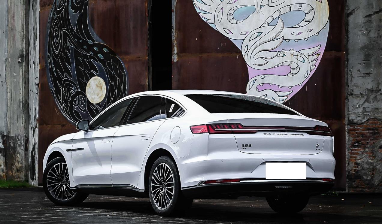 国产车|这台国产车厉害了，全系2.0T＋四驱，4.7秒破百油耗1.4L