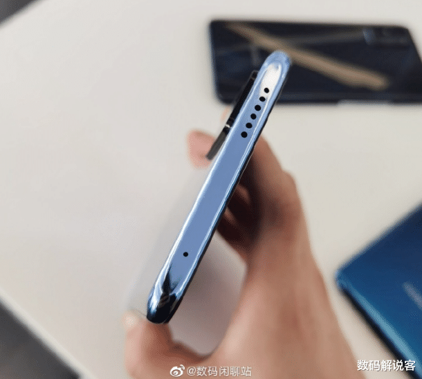 [华为荣耀]华为荣耀X10 Max正式确认，7英寸显示屏+双扬声器，售价太感人！