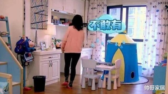 「」沙溢的家装的太有爱了,客厅是亲子活动区,开放式厨房边做边吃!