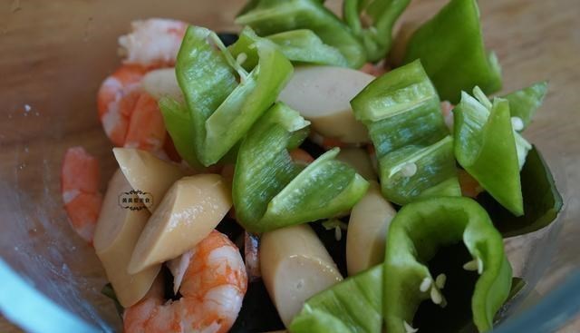 三伏天|三伏天多吃它，高纤维、低热量，每晚一盘，大肚腩平了，腰也细了