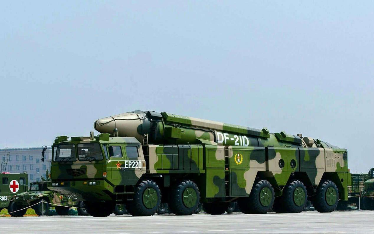 军人|得寸进尺！中方一口气射出多枚东风26导弹，美军航母撤出东海