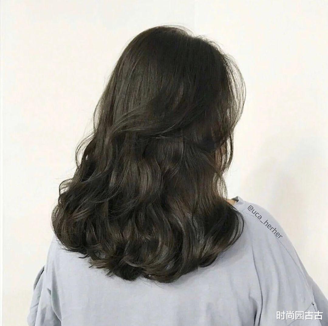 发型|2020年最火的发型推荐，浪漫卷发清爽直发，秋冬必备的气质发型
