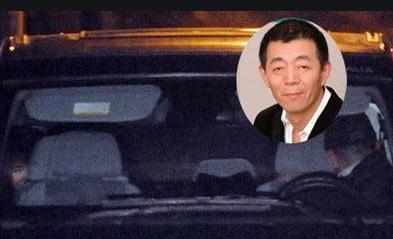 顾长卫|深夜，顾长卫密会女郎，把车开进小胡同后，开启减震器停留1小时