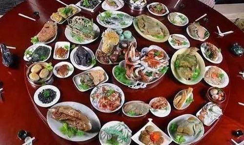 @中国人请吃饭，韩国人请吃饭，日本人请吃饭，没对比就没有伤害！
