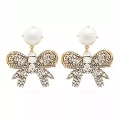 郭碧婷|郭碧婷产女，郭爸态度反常，网友：这豪门媳妇好惨…