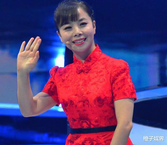 「王二妮」王二妮：走红后放弃名利，回农村下地、放牛，婚后道尽妇女辛酸！