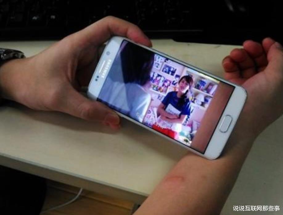 『爱奇艺』爱奇艺突然官宣新服务，腾讯视频措手不及，数亿用户大呼太全了