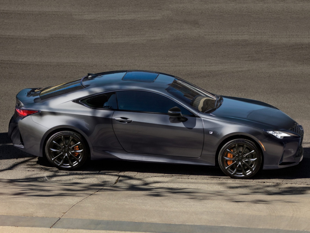 雷克萨斯|雷克萨斯“小号”ES来了！2.0T+8AT，比宝马4系更运动