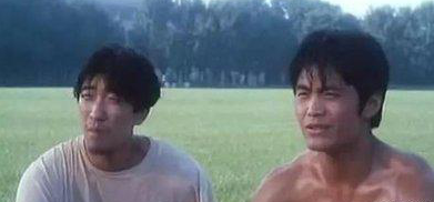 王千源|他是不可多得的好演员，父亲是国家一级演员，结婚多年妻子太低调