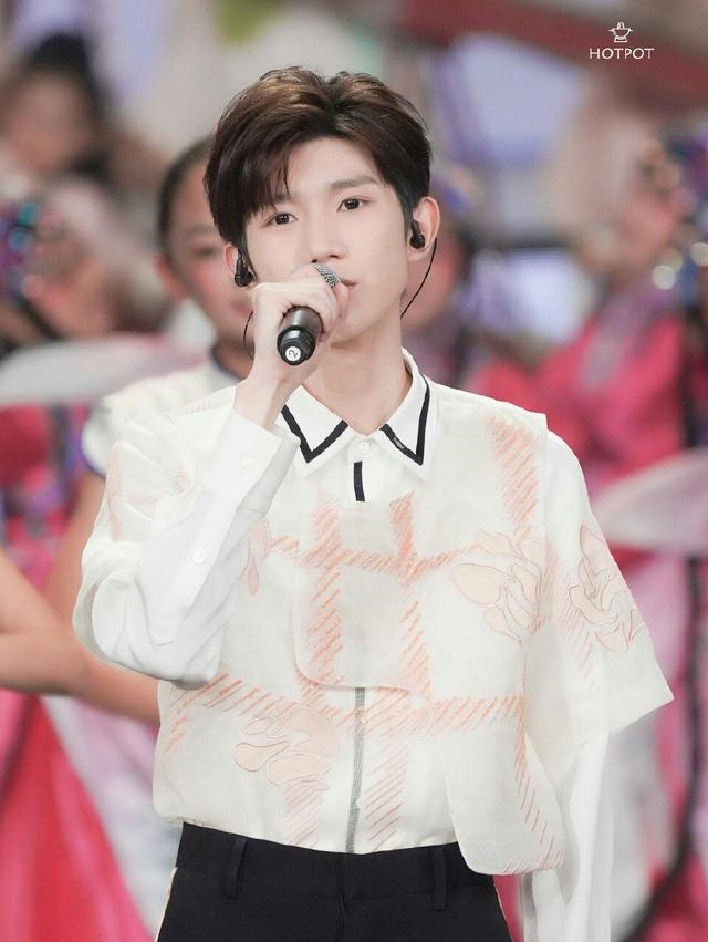 李健|《我们的歌2》阵容曝光：李健代替新声歌手，搭档乐坛前辈谭咏麟