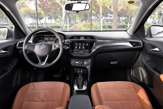 动力：真正的百姓车王！它比朗逸漂亮十倍，国六合资+自动挡才7万