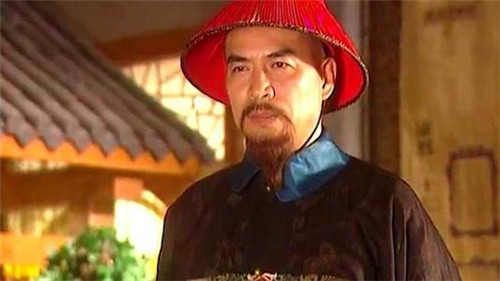 彭德怀|张廷玉晚年向乾隆索要封赏，被削爵位，45年后才发现张廷玉真高明